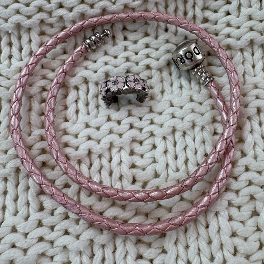 Pandora Pink Leather Double Wrap Bracelet with Pink Daisy Charm w Rhinestones - Picture 4 of 5